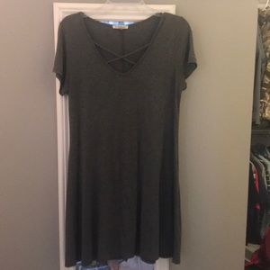 Ladies dress. Short sleeve gray size L